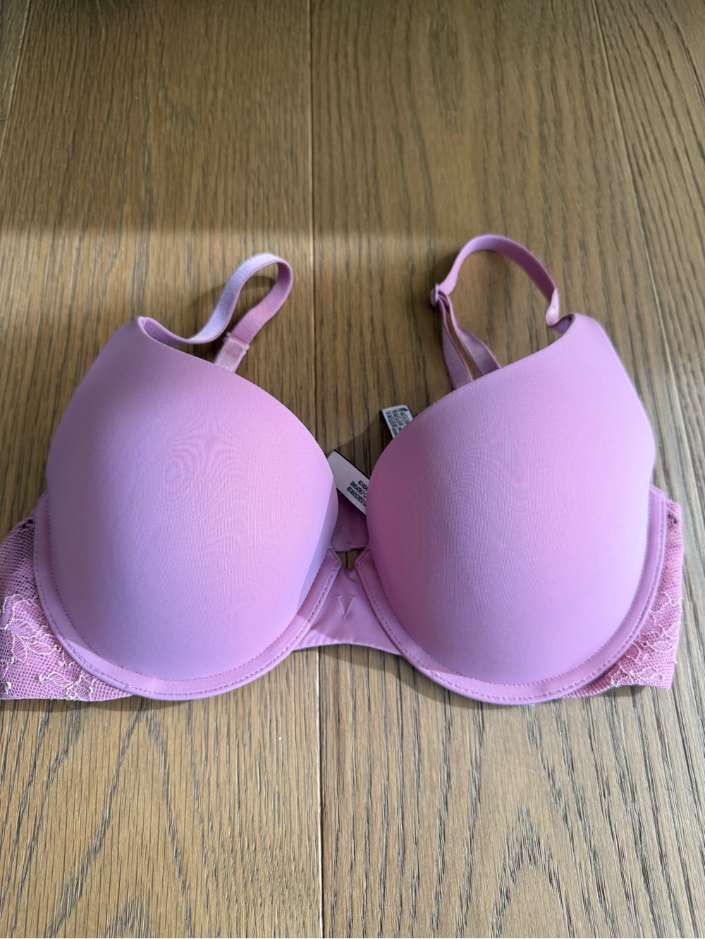 Victoria’s Secret T-Shirt Bra with Lace Accents